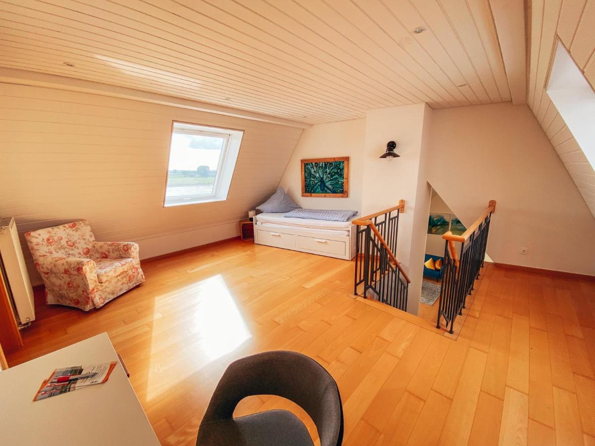 Rheinloft 3 - Grosse Giebelwohnung Mit Dachterrassen An Der Rheinpromenade Эммерих Экстерьер фото